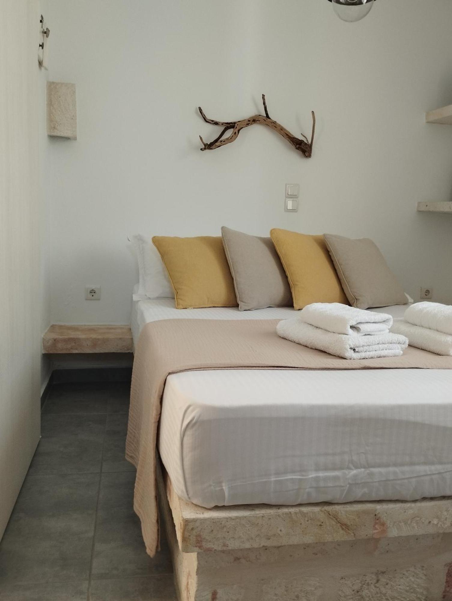 Agios Nikolaos Beach House Kímolos Exteriör bild